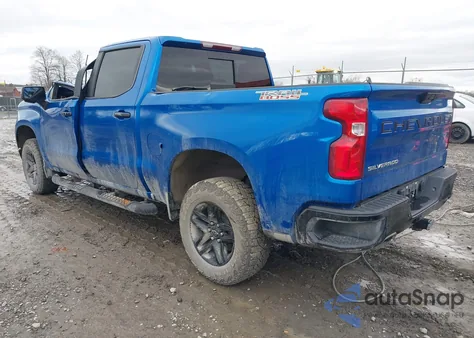 2024 Chevrolet Silverado 1500 4Wd Short Bed Lt Trail Boss z USA, uszkodzony, nr VIN 3GCUDFED3RG120422